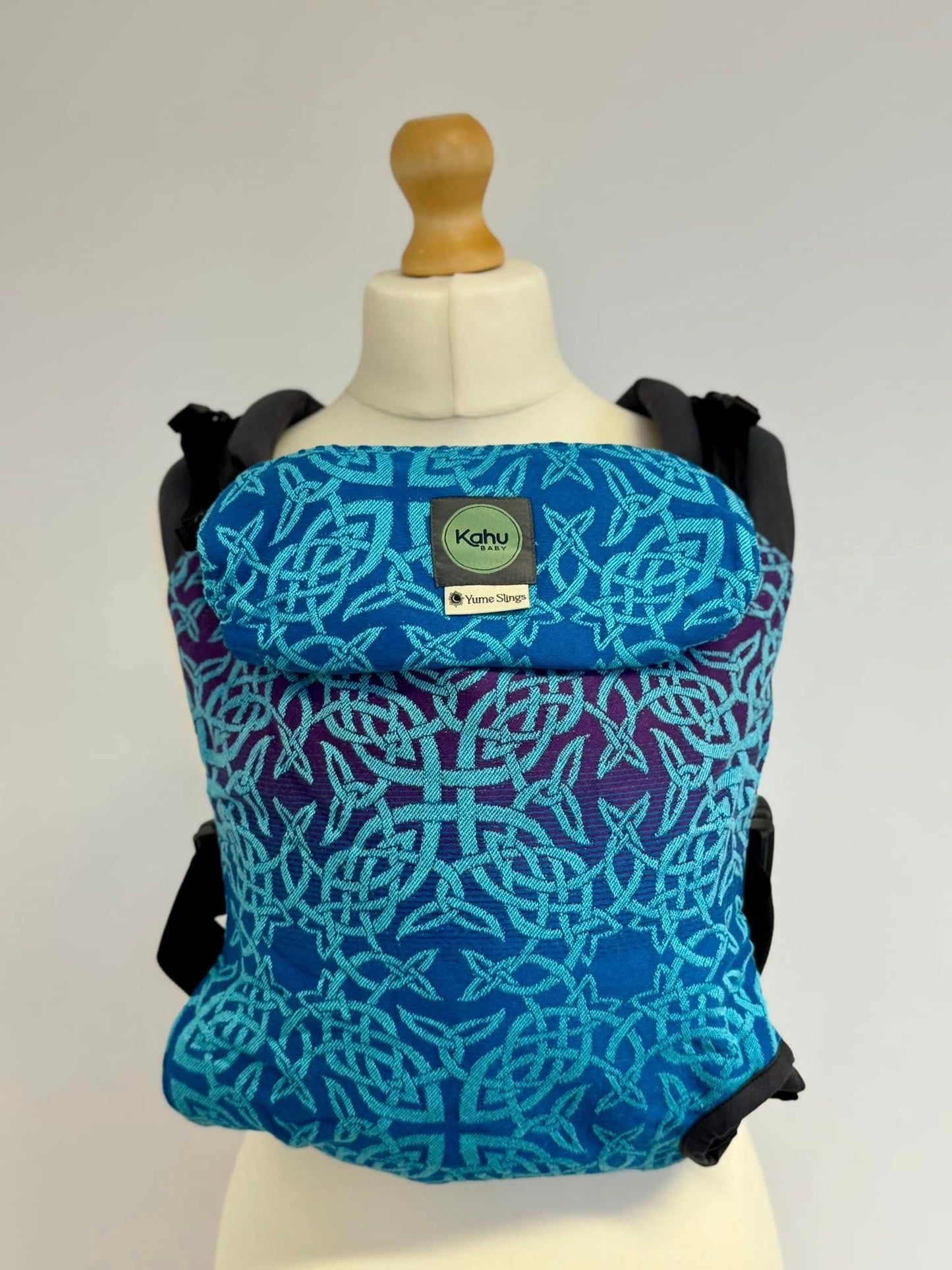 KahuBaby and Yume collaboration carrier - Pisces-Buckled carriers-KahuBaby-Koala Slings - FREE, fast UK shipping